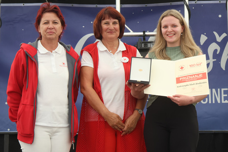 Podelitev priznanj in plaket ob 160-letnici Rdečega križa  22 Foto Ljubo Vukelič